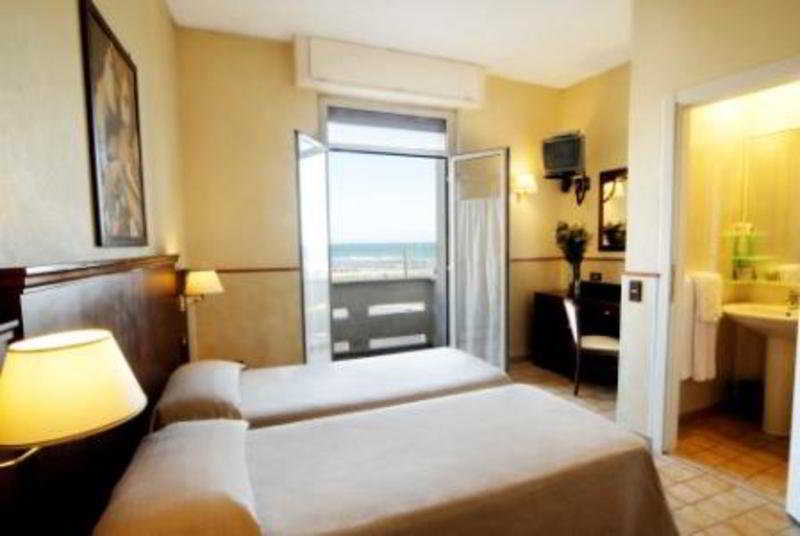 Hotel Belvedere Lido di Ostia Værelse billede