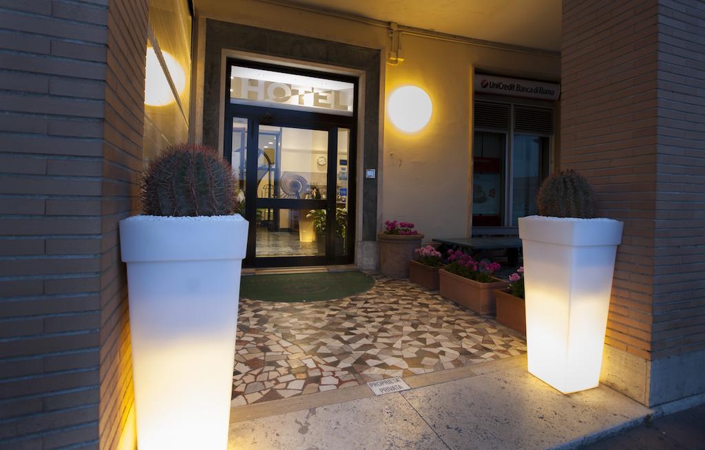 Hotel Belvedere Lido di Ostia Eksteriør billede
